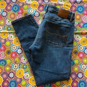 Lucky Brand women’s jeans size 6/28 Lolita Crop